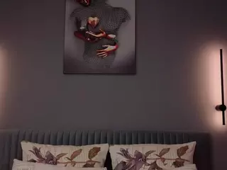 adelheid1's Live Sex Cam Show