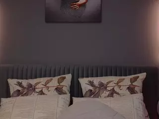 adelheid1's Live Sex Cam Show