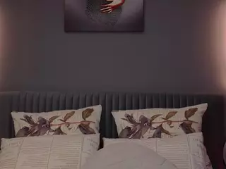 adelheid1's Live Sex Cam Show