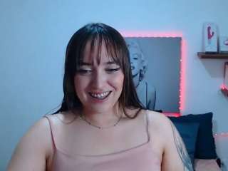 Live cam show with AnyelaBubble