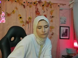 DarshaKhemu's Live Sex Cam Show