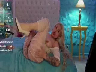 MarilynFuckBubs's Live Sex Cam Show