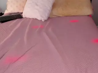 YAYA's Live Sex Cam Show