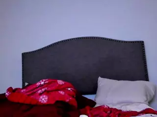 YAYA's Live Sex Cam Show