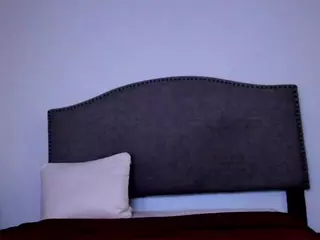 YAYA's Live Sex Cam Show