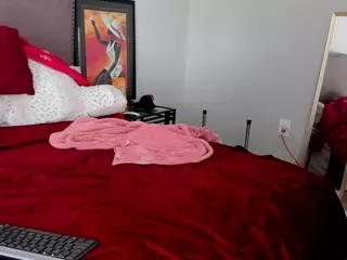 YAYA's Live Sex Cam Show