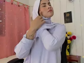 AishaAmin's Live Sex Cam Show