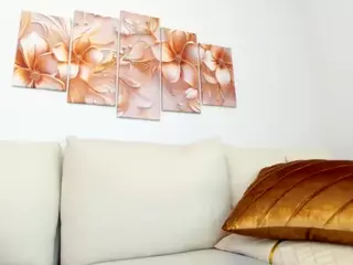 AlenaRain's Live Sex Cam Show
