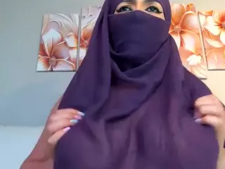 AlenaRain's Live Sex Cam Show