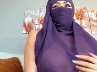 AlenaRain's Live Sex Cam Show