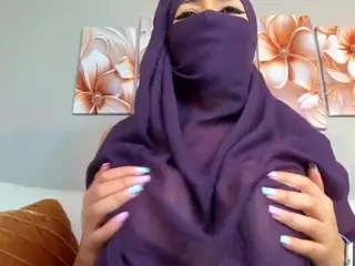 AlenaRain's Live Sex Cam Show