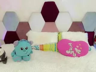 miss-adriana's Live Sex Cam Show