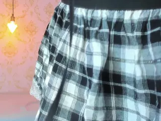 LEAH-ROSS's Live Sex Cam Show