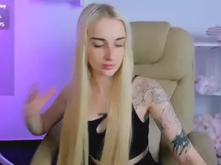 ViooletCherry's Live Sex Cam Show