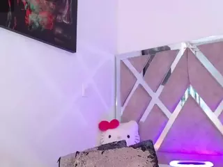 LauryMoons's Live Sex Cam Show