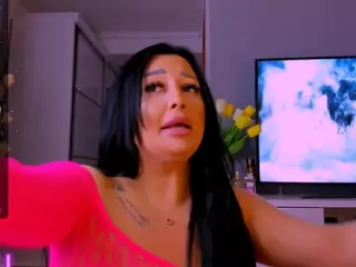 Eringloria's Live Sex Cam Show