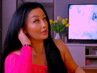 Eringloria's Live Sex Cam Show
