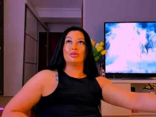 Eringloria's Live Sex Cam Show