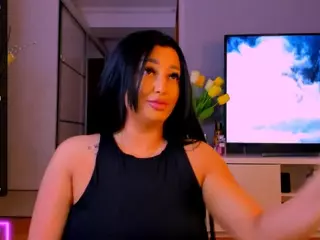 Eringloria's Live Sex Cam Show