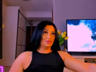 Eringloria's Live Sex Cam Show