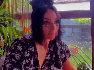 1munique's Live Sex Cam Show