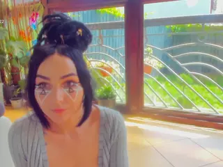 1munique's Live Sex Cam Show
