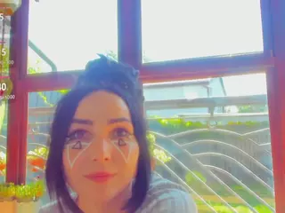 1munique's Live Sex Cam Show