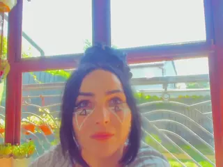 1munique's Live Sex Cam Show