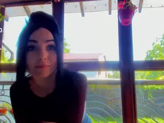 1munique's Live Sex Cam Show