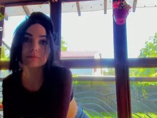 1munique's Live Sex Cam Show