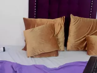 isi-cute's Live Sex Cam Show