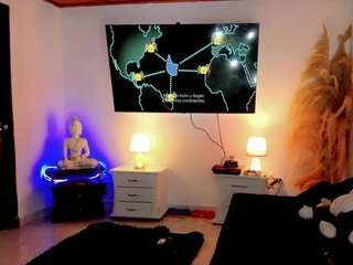 Live cam show with cute-estefany