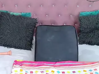 CharlotteWill's Live Sex Cam Show