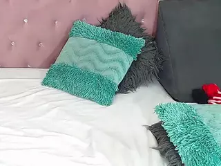 CharlotteWill's Live Sex Cam Show