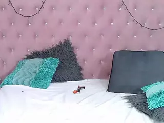 CharlotteWill's Live Sex Cam Show