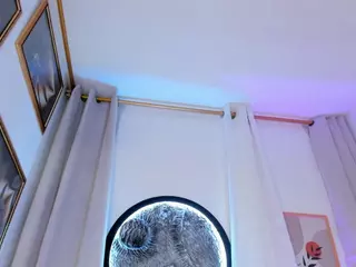 Melissa-Stonee's Live Sex Cam Show
