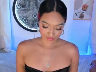 Melissa-Stonee's Live Sex Cam Show
