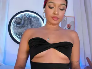 Melissa-Stonee's Live Sex Cam Show