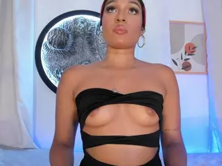 Melissa-Stonee's Live Sex Cam Show