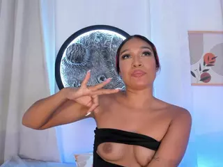 Melissa-Stonee's Live Sex Cam Show