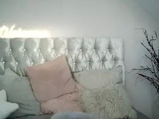 Angel 34G Natural's Live Sex Cam Show
