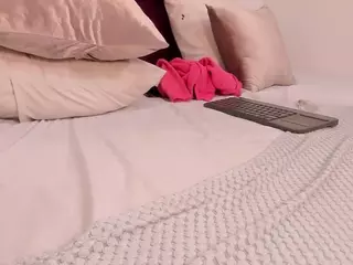 KhloeCutee's Live Sex Cam Show