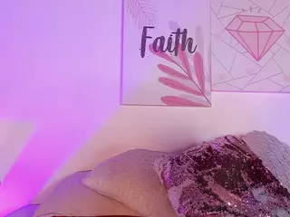 Sofievanss's Live Sex Cam Show