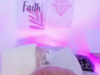 Sofievanss's Live Sex Cam Show