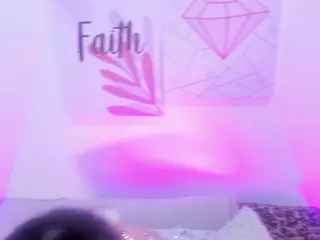 Sofievanss's Live Sex Cam Show