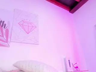 Sofievanss's Live Sex Cam Show