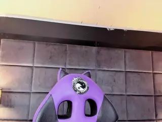 CHERRYY_BOMB's Live Sex Cam Show