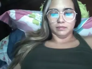 Trianabell's Live Sex Cam Show