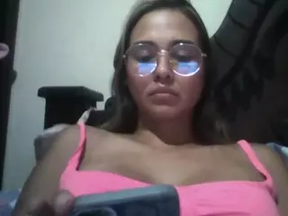 Trianabell's Live Sex Cam Show