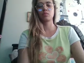 Trianabell's Live Sex Cam Show